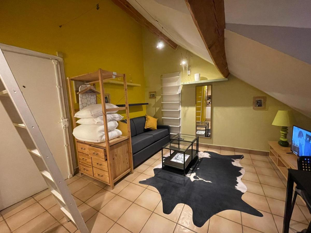 Montmartre Sacre Coeur - Appartement Martyrs パリ エクステリア 写真