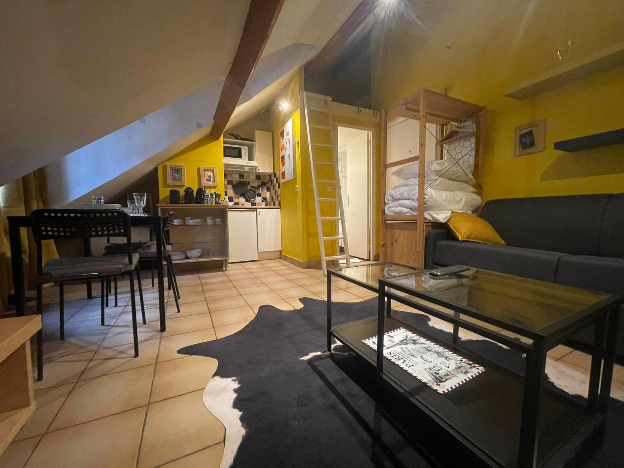 Montmartre Sacre Coeur - Appartement Martyrs パリ エクステリア 写真